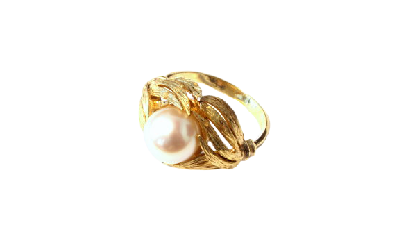 Pearl and leaf ring