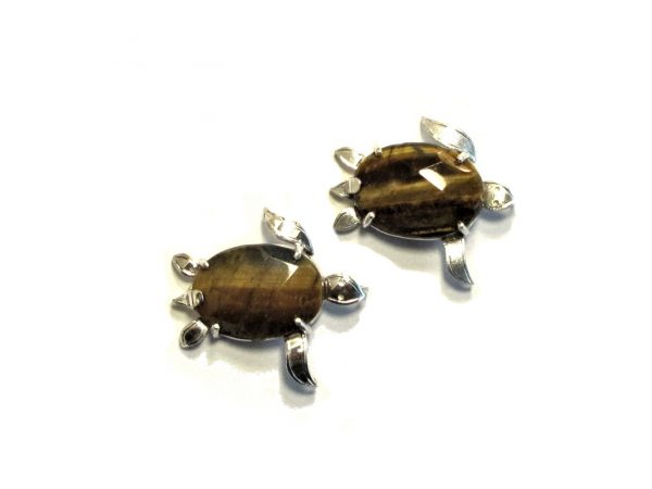 Turtle pendant